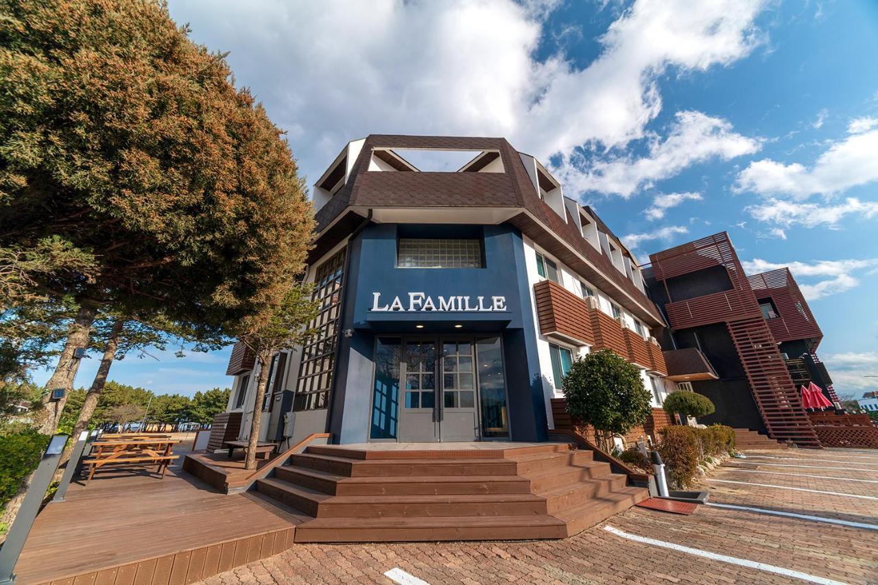 La Famille Hotel Yangyang Exterior photo